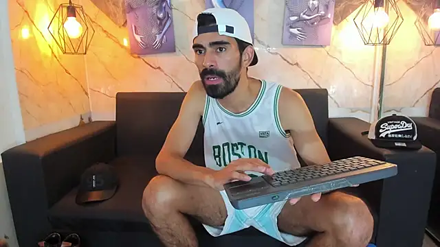 Živý XXX chat Andres_Bless