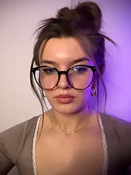 Živý XXX chat HotYasmin-