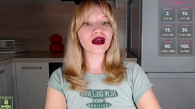 hottie_satan Adlı Modelin Canlı XXX Sohbeti