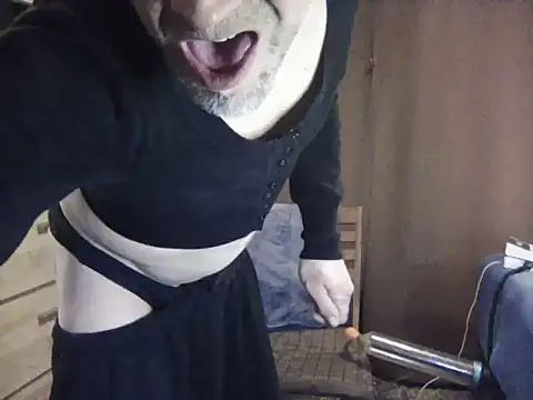 Dev-BiSklave's Live XXX Chat