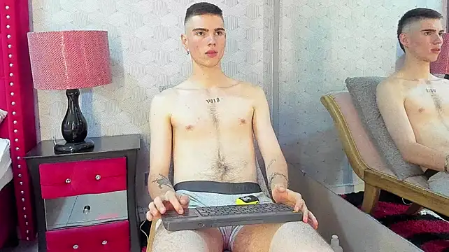 NickWild – Naživo XXX chat