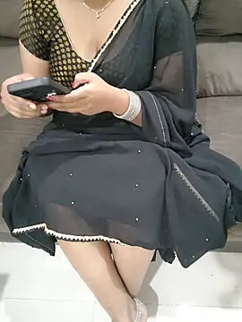 Chandrakala25 Chat XXX in diretta