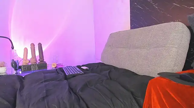 Czat XXX na żywo – Alana_Stone