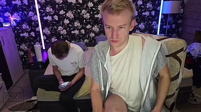 Chat XXX Live Vuitton
