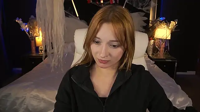 แชท XXX สดของ LizzaMoonn