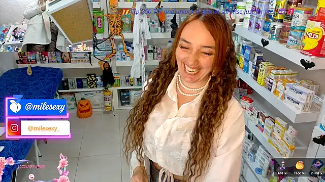 Chatroom XXX en direct de swmilena_hot_