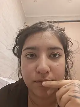 XXX chat uživo modela creepyh0e_