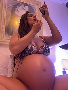 Mau_White Adlı Modelin Canlı XXX Sohbeti