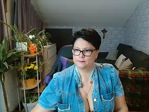Newgirl4you's Live XXX Chat
