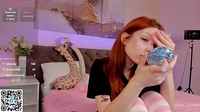 צ'אט XXX בשידור חי של Linablueeyed