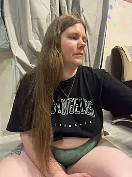 BootyfulVal Adlı Modelin Canlı XXX Sohbeti
