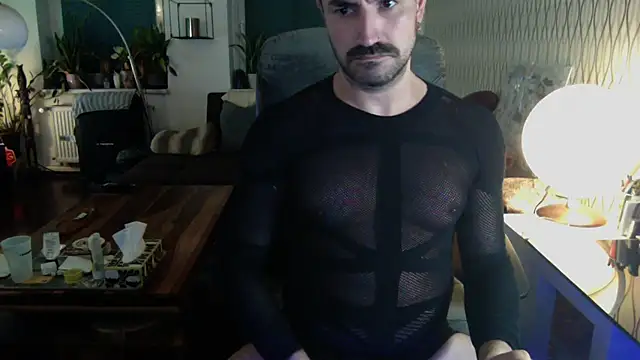tomz0819 Live XXX-Chat