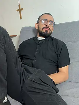 big_bearman live XXX chat