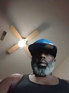 Tremainebigg Chat XXX in diretta