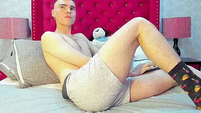 NickWild's Live XXX Chat