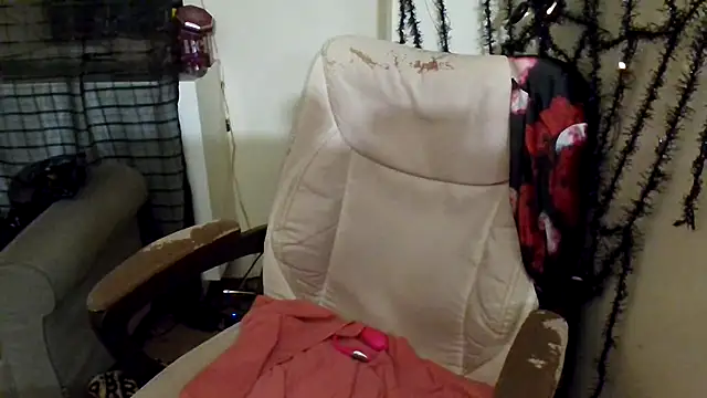 mzpretty444 élő XXX-chatje