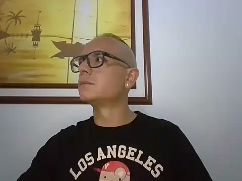 Онлайн чат XXX joalboy
