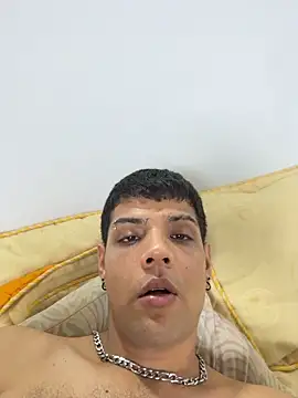 WhatsUpMike – Naživo XXX chat