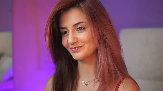 SabrinaHope XXX чат на живо