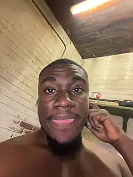 XXX chat uživo modela Pinepool21