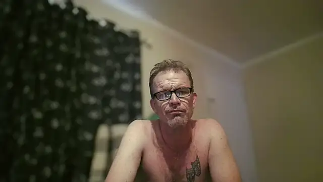 The_Real_aDDix269 élő XXX-chatje