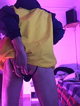 TORAKIKI79's Live XXX Chat