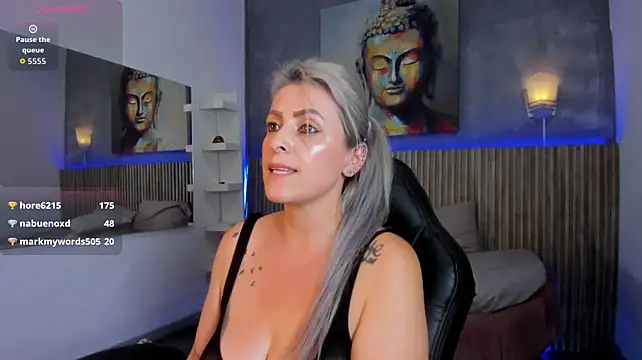 emma_fox84's Live XXX Chat