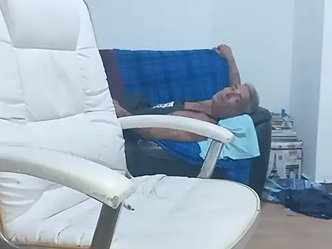 HotLatinoBR élő XXX-chatje