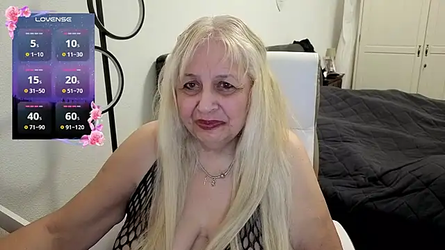 Chat +18 de SusiLifeXXX ao vivo