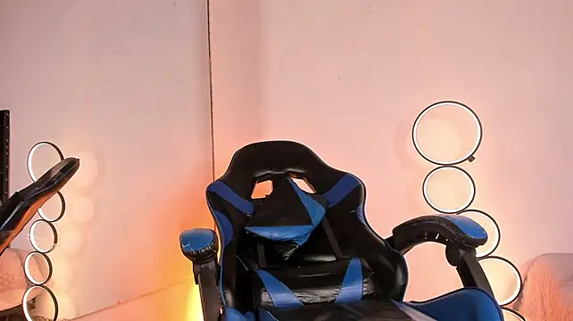 Онлайн чат XXX Alexxus_Smith