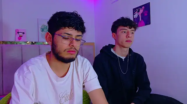  Онлайн чат XXX Zaylune