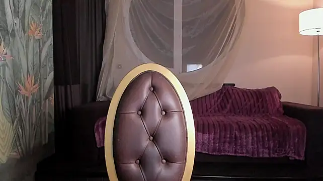 Friend12321n Live XXX chat
