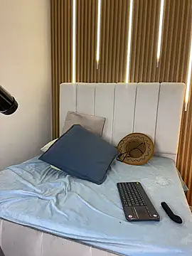 Czat XXX na żywo – Timothy_ros