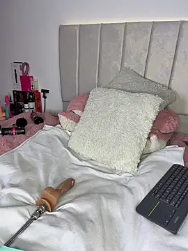 Czat XXX na żywo – Dayraaa_