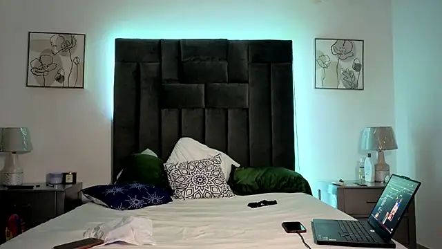 Živý XXX chat MistressexEmily