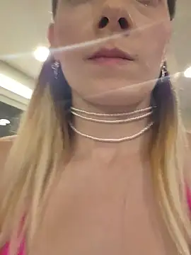 Chloe_StClaire লাইভ XXX চ্যাট