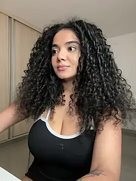 Curlyierrn Live XXX chat