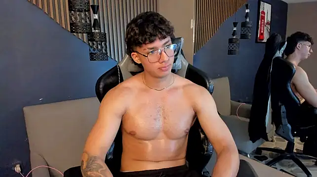 Axxel_Muscle – Naživo XXX chat