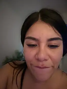 Issane_Peru Adlı Modelin Canlı XXX Sohbeti