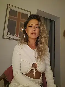 CelynaRoss live XXX chat