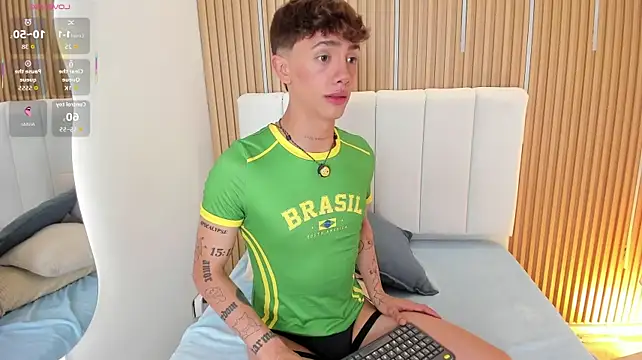 Timothy_ros' Live XXX Chat