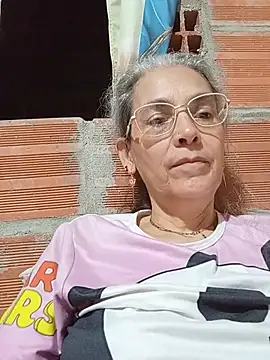 Chat +18 de NanitaFun ao vivo