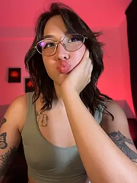 Yuliennegg's Live XXX Chat