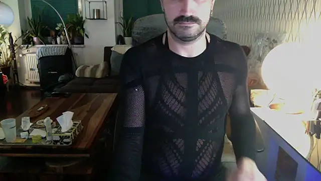 tomz0819 – Naživo XXX chat