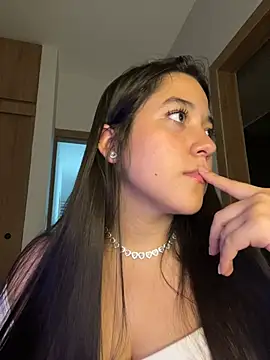 Chat XXX en directo de Nhefertary