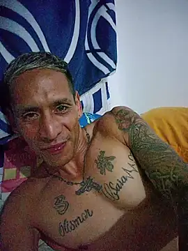 Elmono__1 Chat XXX live
