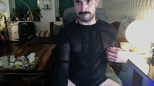 Chatroom XXX en direct de tomz0819
