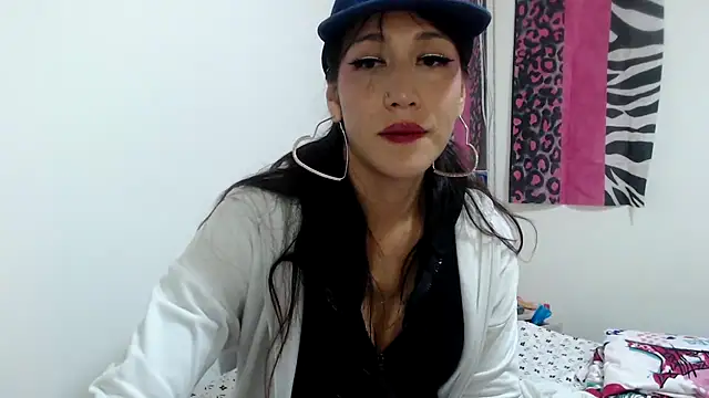 Онлайн чат XXX Doll_sary