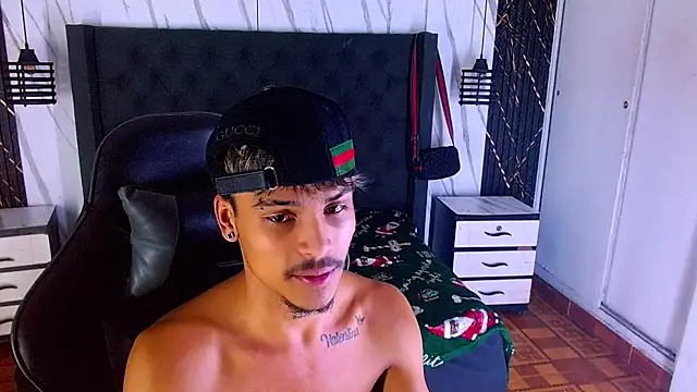 Chat +18 de Angel_foxc13 ao vivo