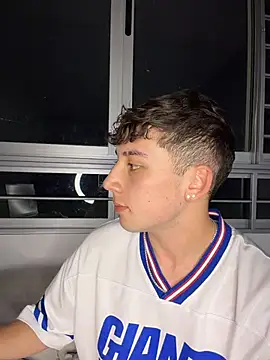 XXX chat uživo modela OLIVER_K